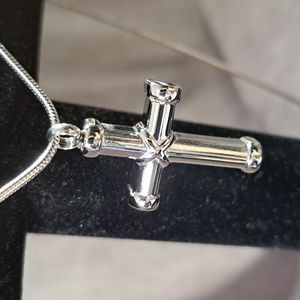 ChicSilver Silver Cross Cremation Urn Keepsake Memorial Necklace NEW IN BOX